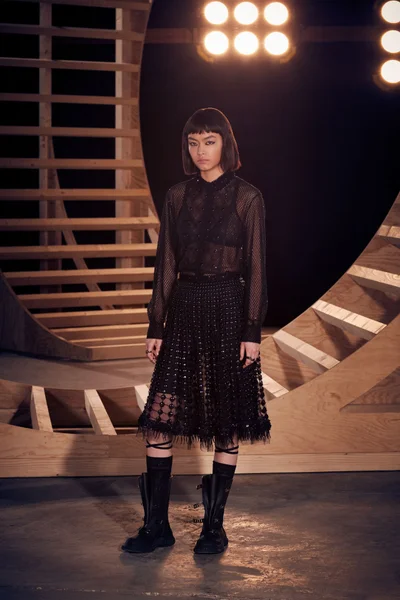 Look 63